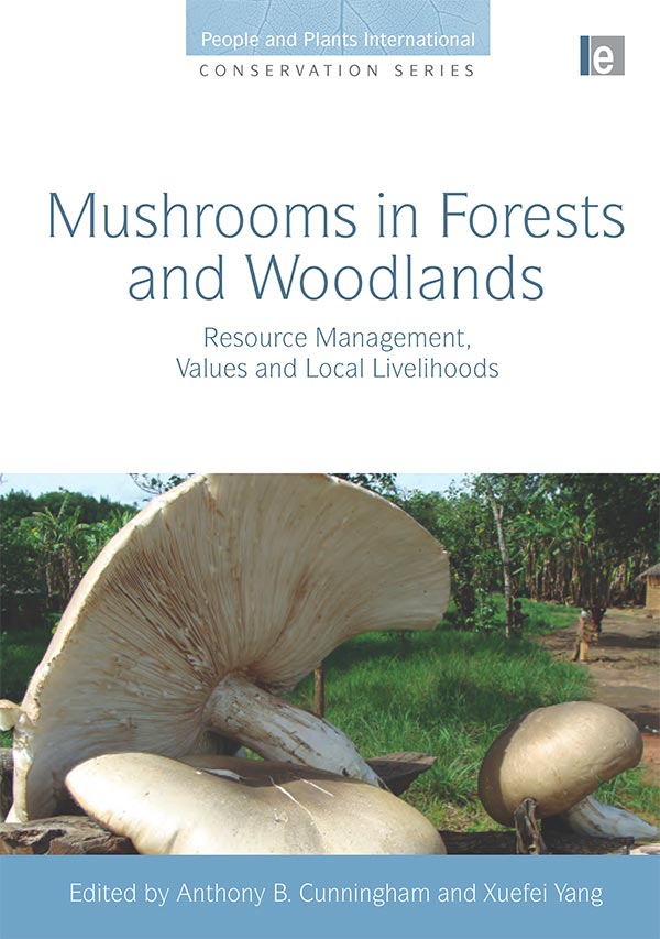 کتاب Mushrooms in Forests and Woodlands